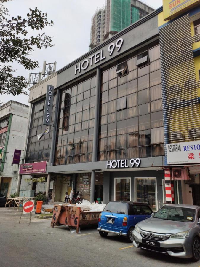Hotel 99 Seri Kembangan Serdang Екстериор снимка