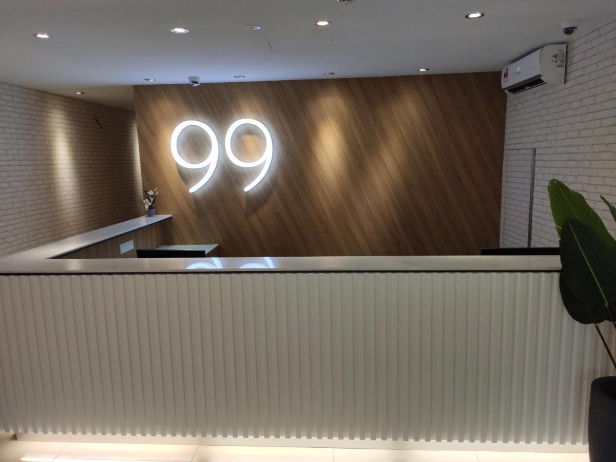 Hotel 99 Seri Kembangan Serdang Екстериор снимка